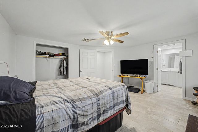 2425 W PAPAGO Street, Phoenix, AZ 85009