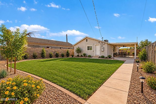 2425 W PAPAGO Street, Phoenix, AZ 85009