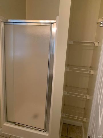 210 E Maryland Street, Evansville, IN 47711