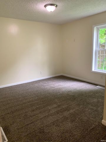 210 E Maryland Street, Evansville, IN 47711