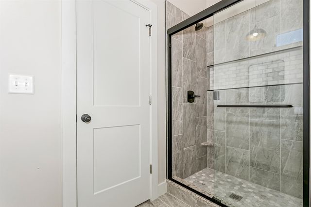 1620 E Appleton St, Valley Center, KS 67147