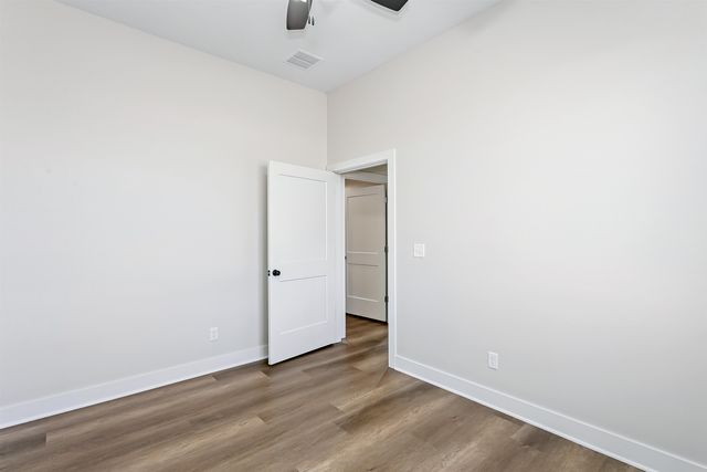 1620 E Appleton St, Valley Center, KS 67147