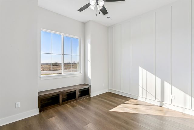 1620 E Appleton St, Valley Center, KS 67147