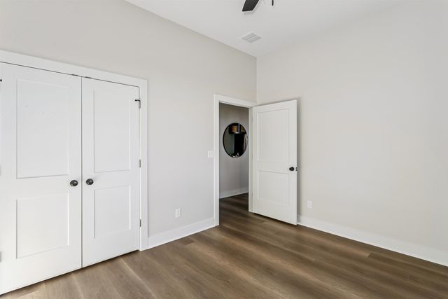 1620 E Appleton St, Valley Center, KS 67147