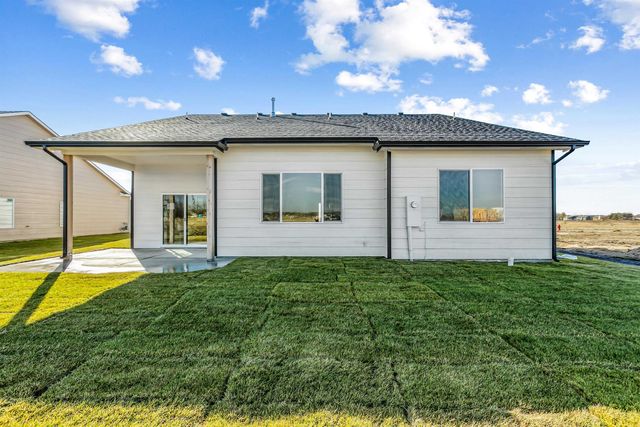 1620 E Appleton St, Valley Center, KS 67147