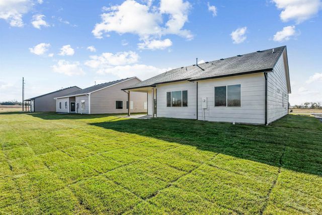 1620 E Appleton St, Valley Center, KS 67147