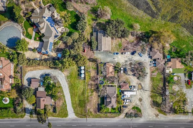 584 Monterey Road, Morgan Hill, CA 95037