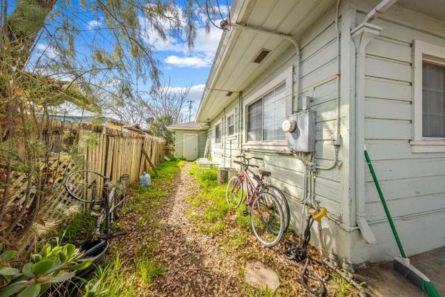 584 Monterey Road, Morgan Hill, CA 95037