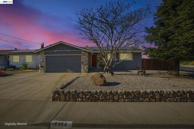 2394 Saint George Dr, Concord, CA 94520