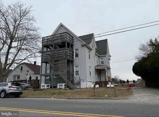 325 N BROAD ST, Carneys Point, NJ 08069