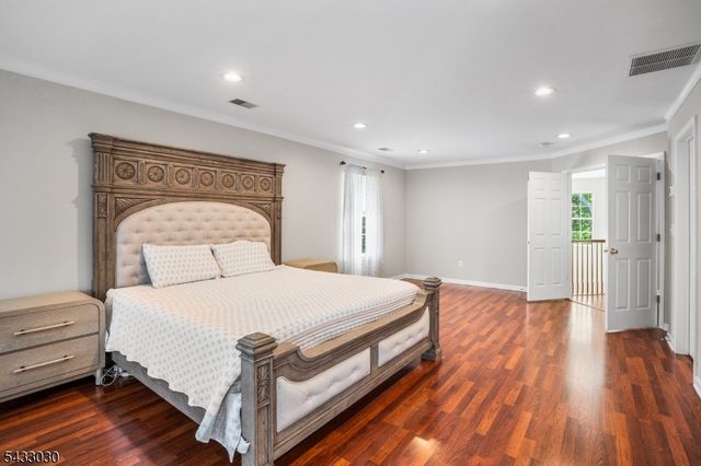 48 Saxton Dr, Hackettstown Town, NJ 07840