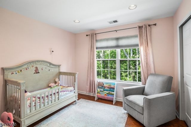 48 Saxton Dr, Hackettstown Town, NJ 07840
