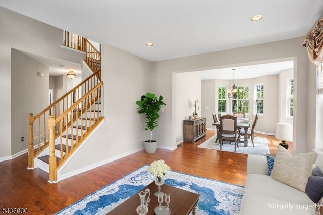 48 Saxton Dr, Hackettstown Town, NJ 07840
