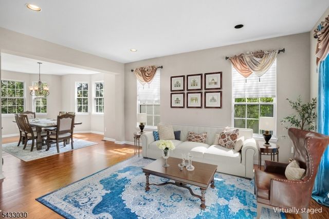 48 Saxton Dr, Hackettstown Town, NJ 07840