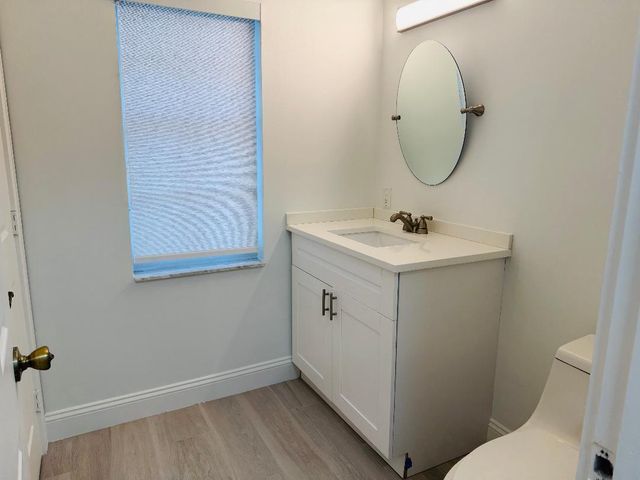 5855 NW 42nd Way, Boca Raton, FL 33496