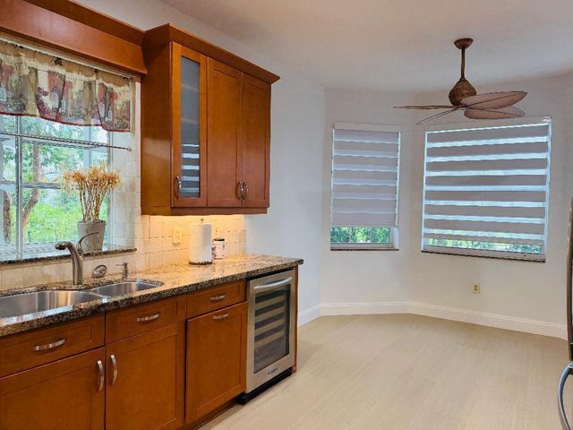 5855 NW 42nd Way, Boca Raton, FL 33496