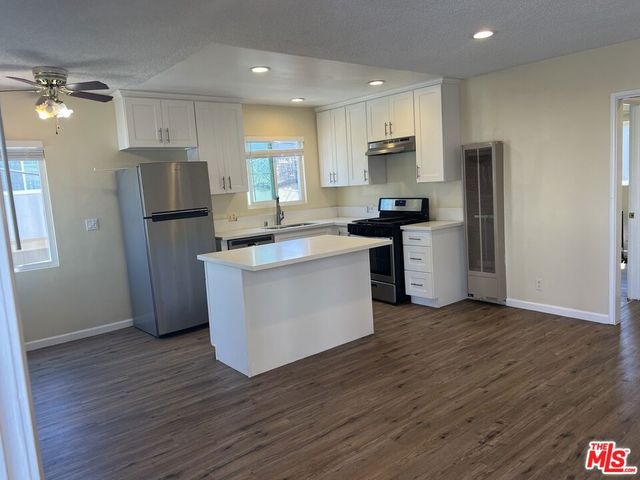 1419 Stanford Street Unit E, Santa Monica, CA 90404