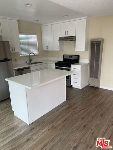 1419 Stanford Street Unit E, Santa Monica, CA 90404