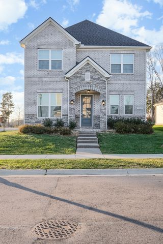 3009 Ozment Dr, Nolensville, TN 37135