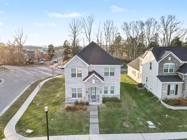 3009 Ozment Dr, Nolensville, TN 37135