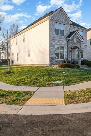 3009 Ozment Dr, Nolensville, TN 37135