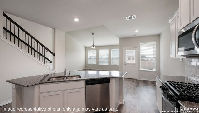 20825 Stonework Spur, San Antonio, TX 78266