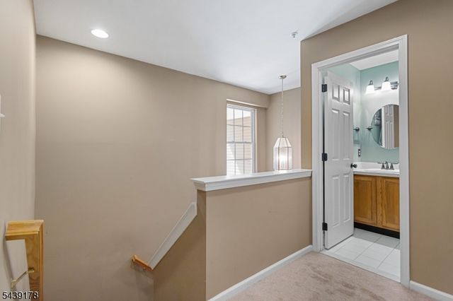 169 Vista Ter, Pompton Lakes Boro, NJ 07442