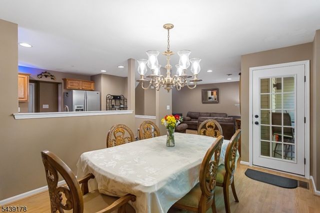169 Vista Ter, Pompton Lakes Boro, NJ 07442