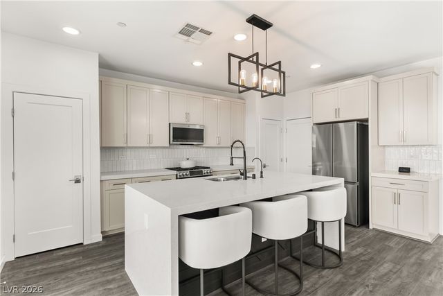 12063 Glentana View Street, Las Vegas, NV 89138