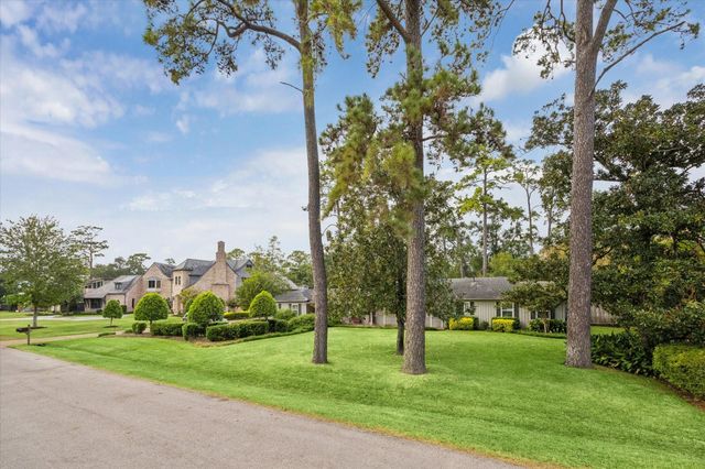 11310 Iris Lee Lane, Piney Point Village, TX 77024