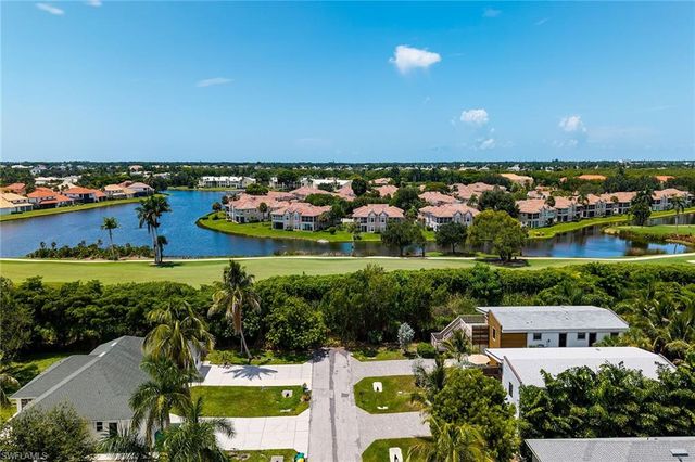2505 Storter AVE, Naples, FL 34112
