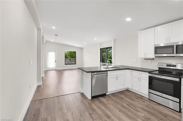 2505 Storter AVE, Naples, FL 34112
