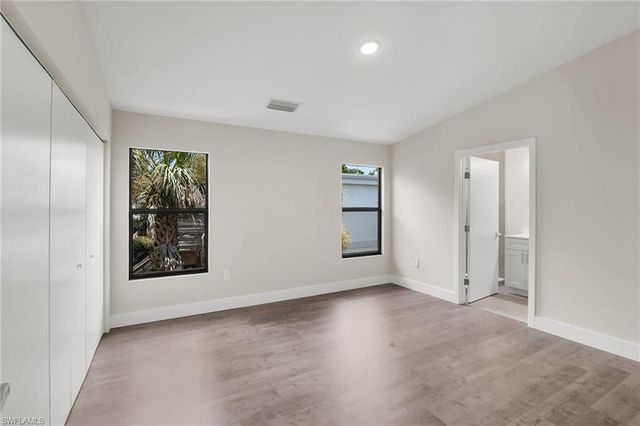 2505 Storter AVE, Naples, FL 34112
