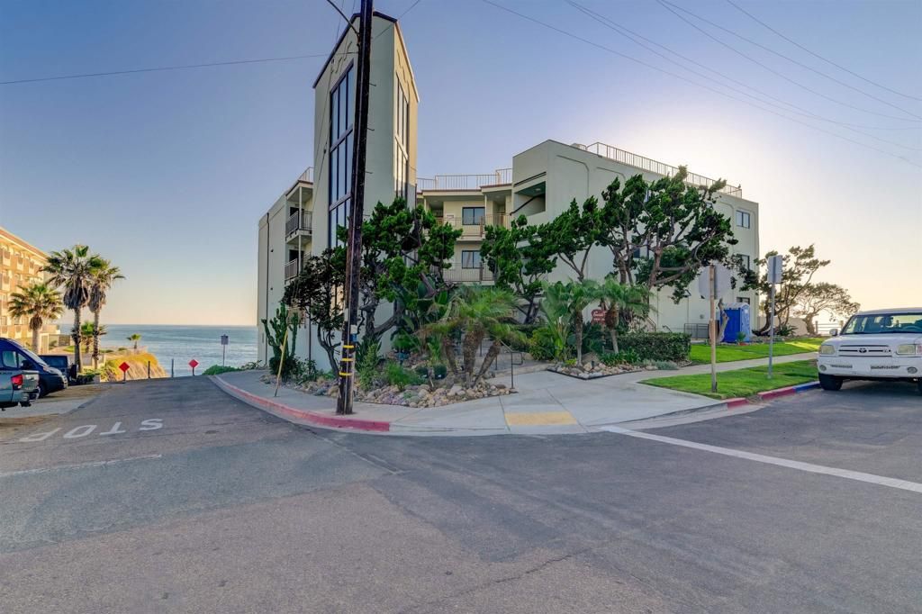 4909 Orchard Avenue 103, San Diego, CA 92107 — photo 5