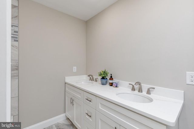 408 MARNE HWY, Hainesport, NJ 08036