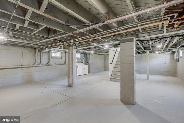 408 MARNE HWY, Hainesport, NJ 08036