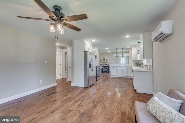 408 MARNE HWY, Hainesport, NJ 08036