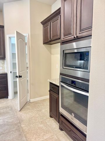 3601 Angeles Avenue, Mckinney, TX 75070