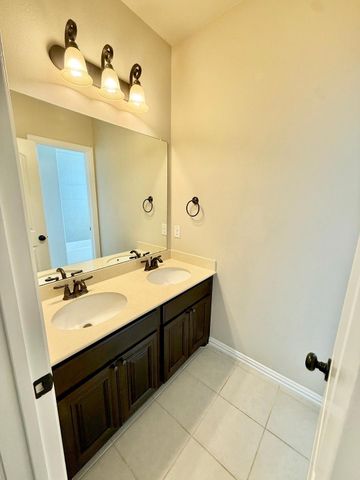 3601 Angeles Avenue, Mckinney, TX 75070