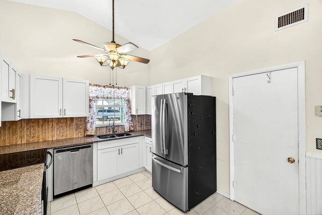 7883 Blackwood Lane, Greenacres, FL 33467