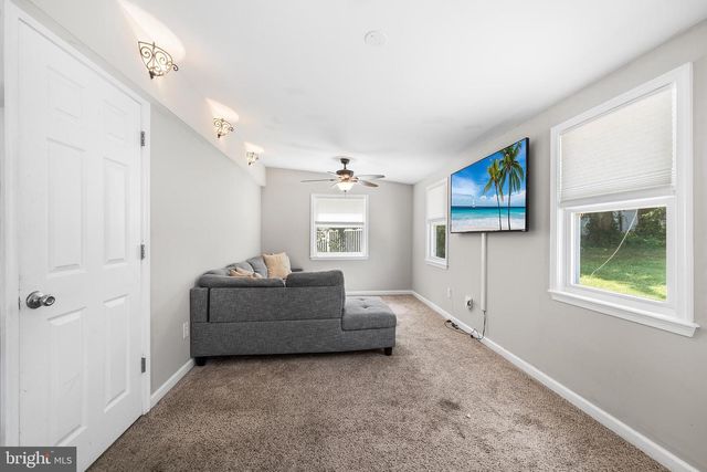 124 N LINE RD, Newtown Square, PA 19073