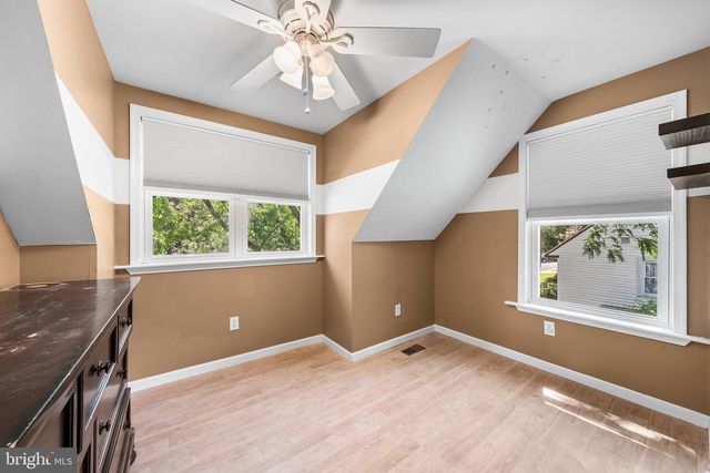 124 N LINE RD, Newtown Square, PA 19073