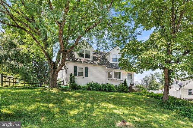 124 N LINE RD, Newtown Square, PA 19073