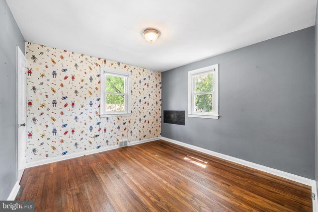 124 N LINE RD, Newtown Square, PA 19073