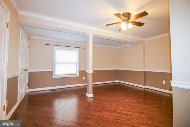 1037 DOCKSER DR, Crownsville, MD 21032