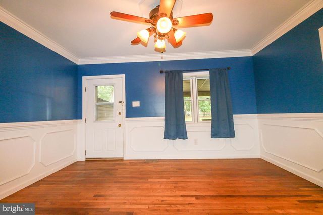 1037 DOCKSER DR, Crownsville, MD 21032
