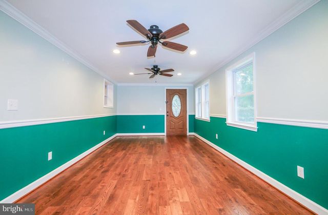 1037 DOCKSER DR, Crownsville, MD 21032