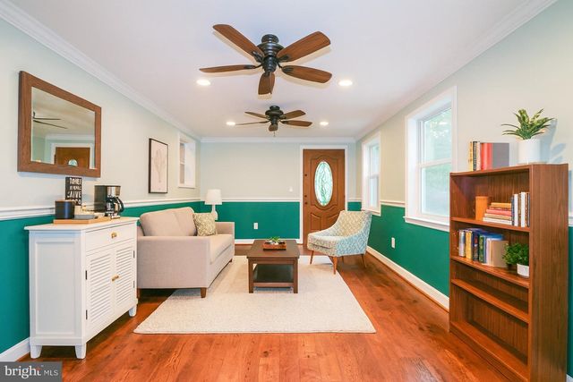 1037 DOCKSER DR, Crownsville, MD 21032