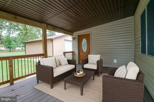 1037 DOCKSER DR, Crownsville, MD 21032