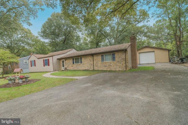 1037 DOCKSER DR, Crownsville, MD 21032